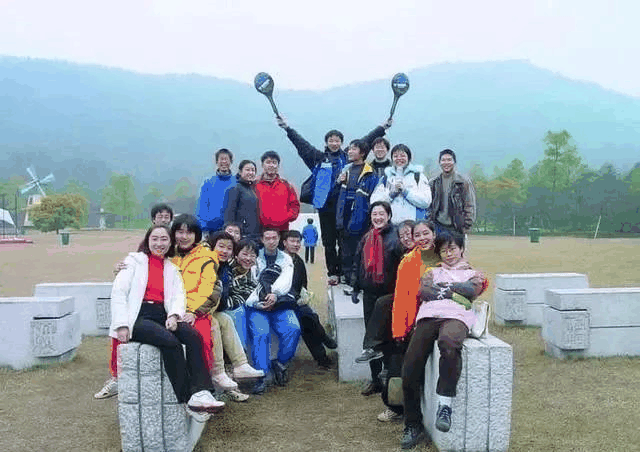 再次“出圈”！一起來(lái)看“國(guó)翻女神”的成長(zhǎng)故事，這才是孩子們應(yīng)該學(xué)習(xí)的標(biāo)桿！