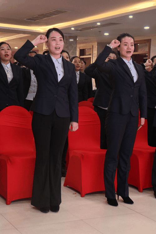 學(xué)習(xí)業(yè)務(wù)技能，再上新臺(tái)階！